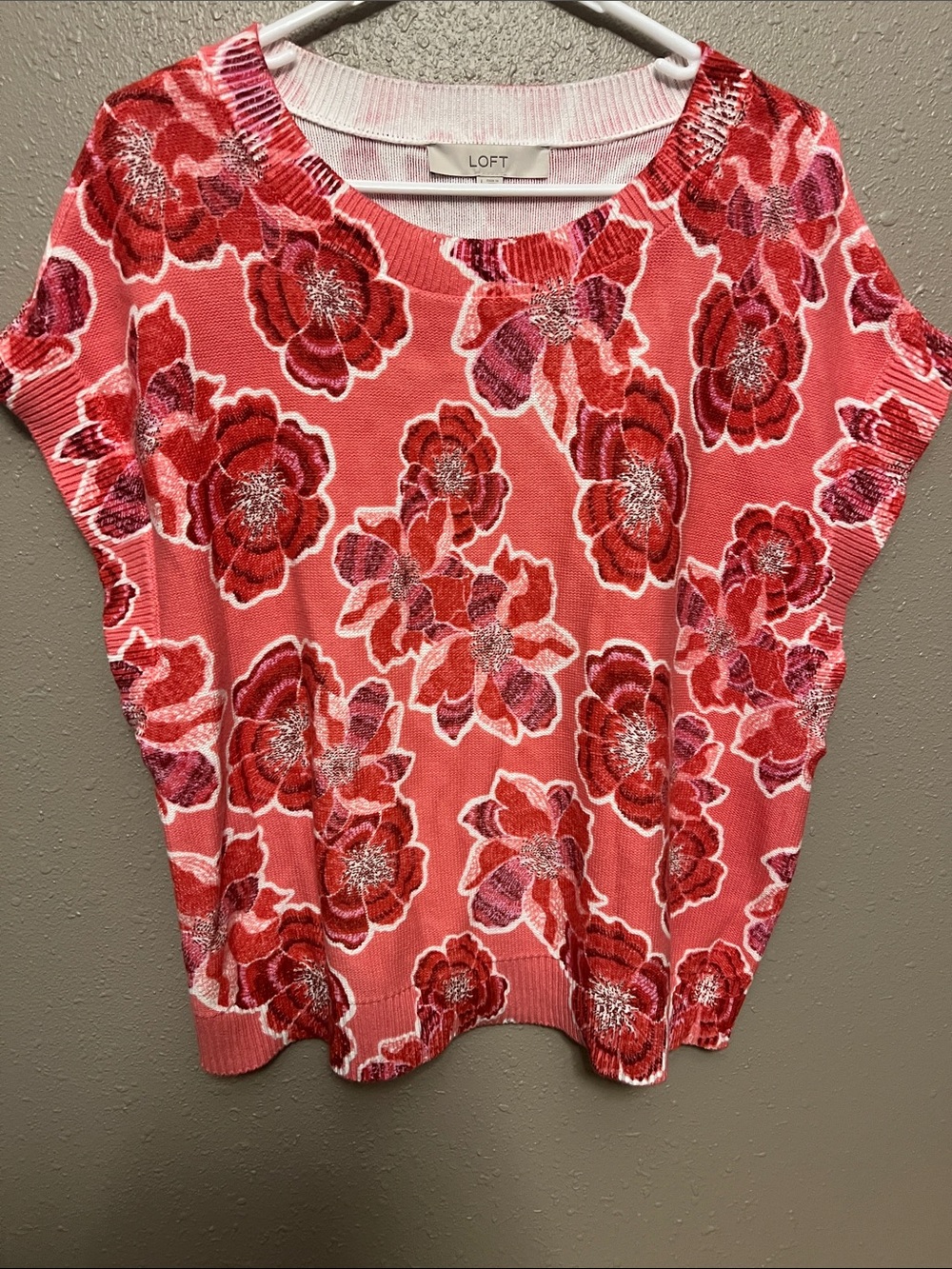 LOFT Coral Pink Floral Short Sleeve Knit Top